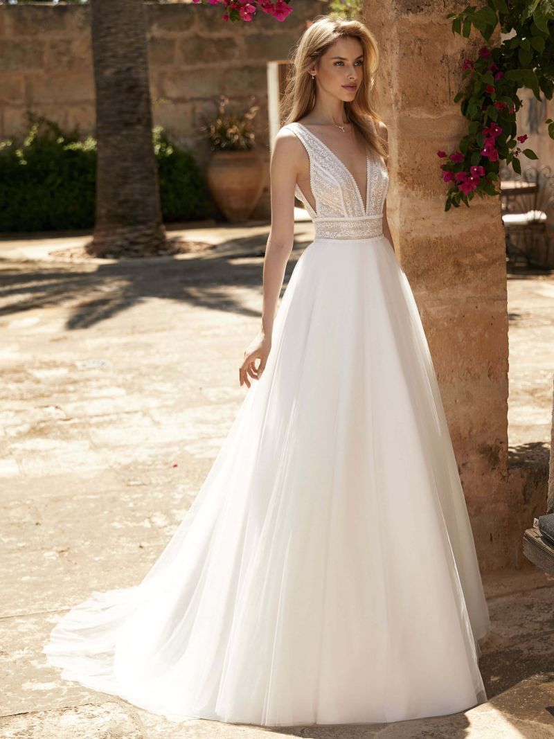 bianco-evento-bridal-dress